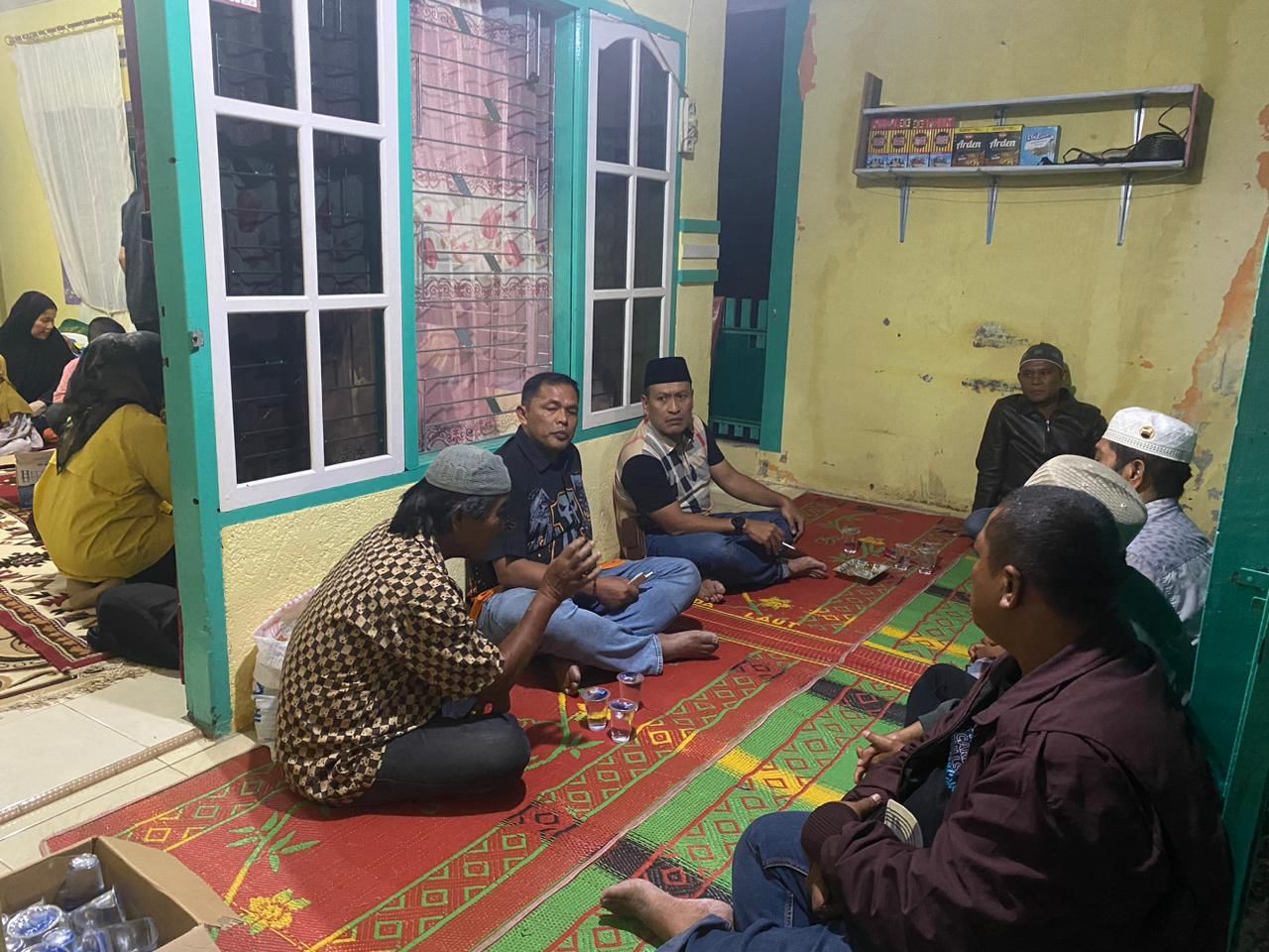 Kepedulian Pimpinan kepada Anggota, Kapolres AKBP Dudung Setyawan Melayat ke Rumah Duka Orang Tua Personil