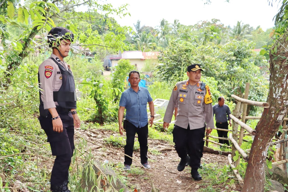 Aksi Kapolres AKBP Dudung Setyawan Grebek Kampung Narkoba di Silayang -Layang Padangsidimpuan