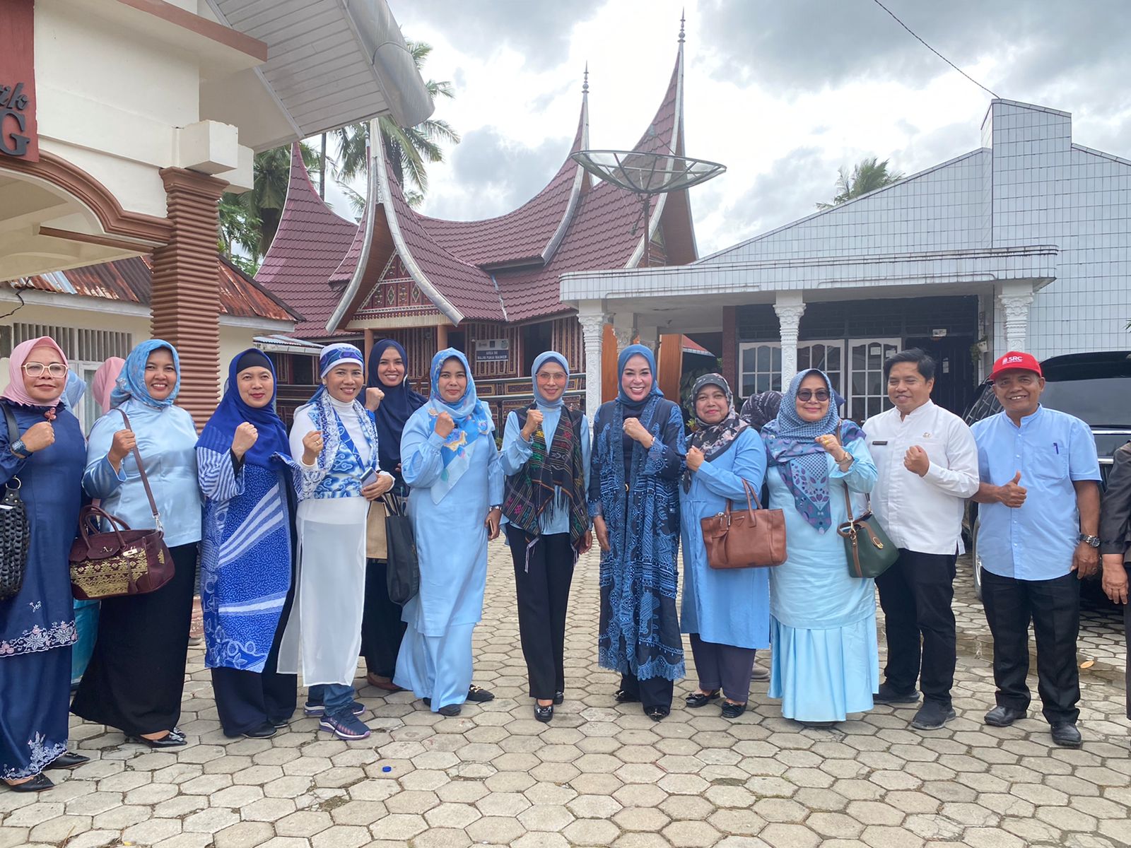 Ketua Bidang Manajemen Usaha Dekranas Pusat Sri Bahlil Lahadalia mengunjungi Kabupaten Solok
