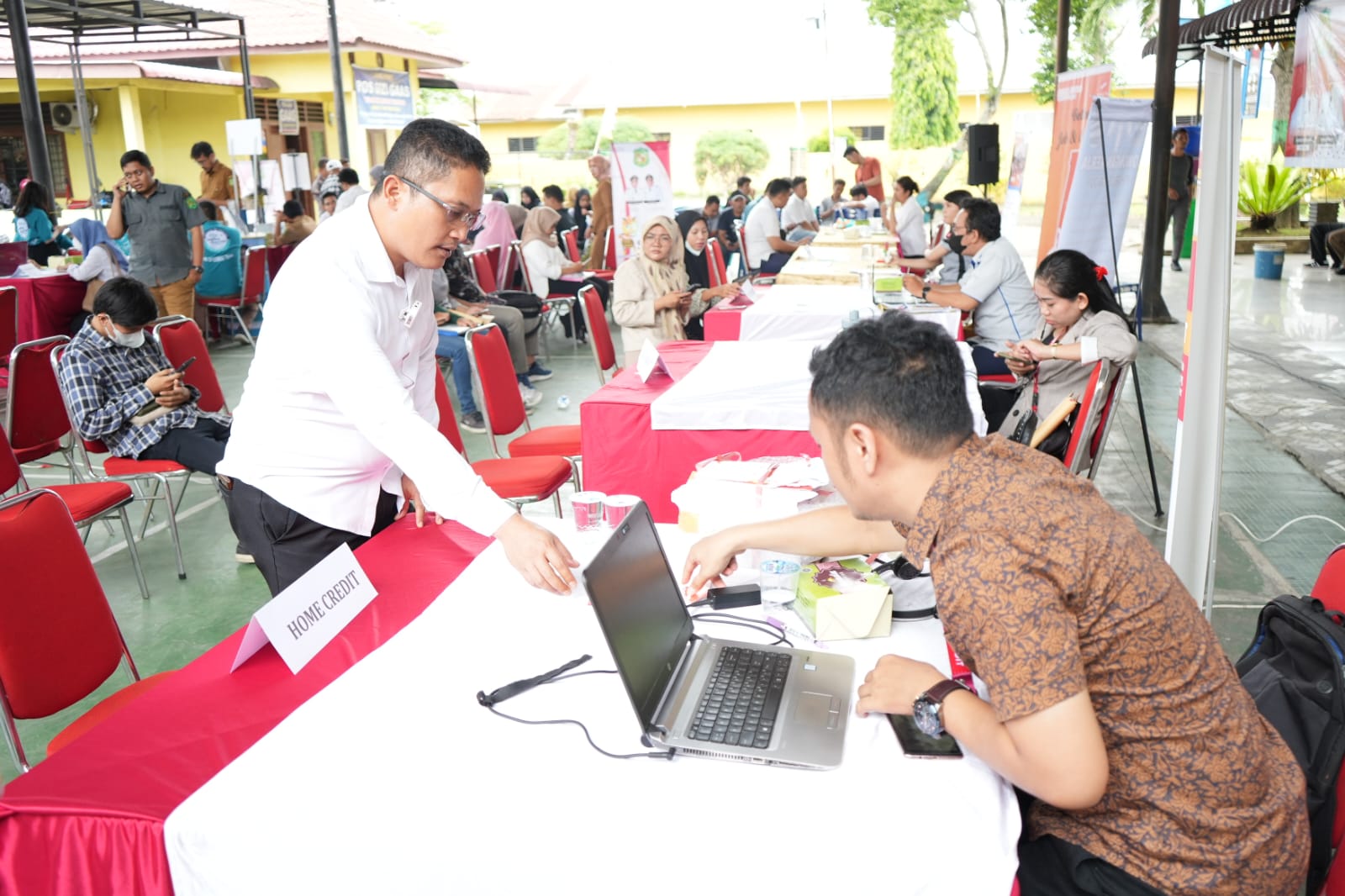 Sebanyak 147 Orang Mendapatkan Pekerjaan Melalui Job Fair Mini Pemko