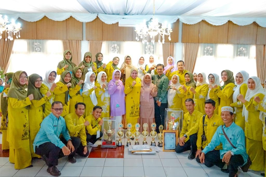 Kabupaten Solok Kembali Meraih Juara Umum pada Jambore Kader PKK Berprestasi Ke-XX