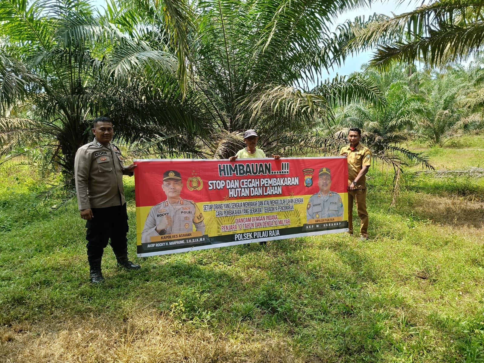 Bhabinkamtibmas Polsek Pulau Rakyat Berikan Himbauan Karhutla