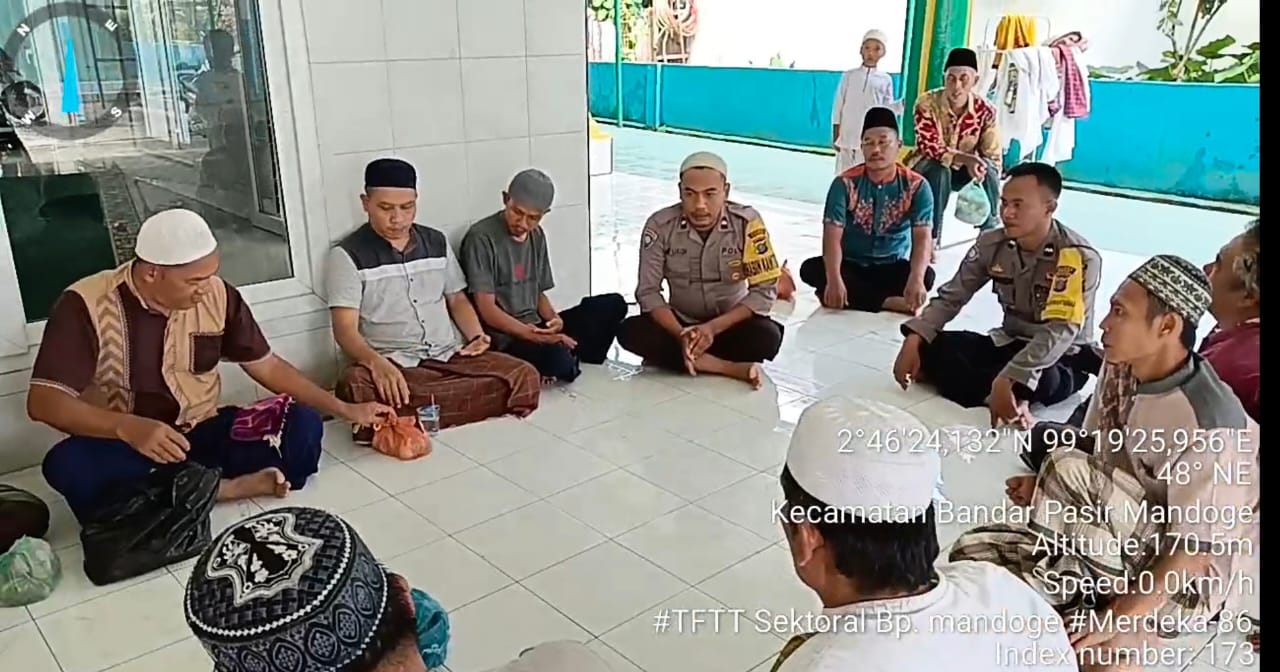 Bhabinkamtibmas Polsek Bandar Pasir Mandoge, Jumat Curhat Masjid Al Muhajirin
