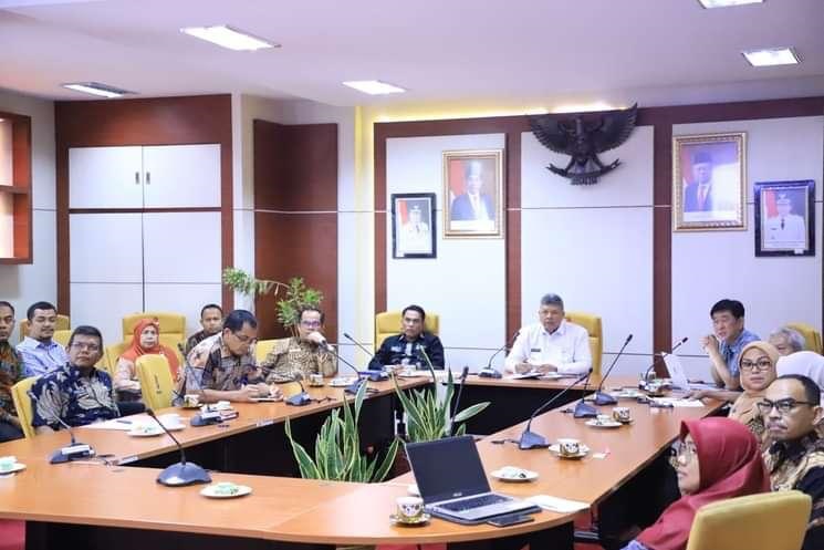 Perusahaan Korea Selatan kunjungan dan presentasi Proyek Pengelolaan dan pengolahan Sampah menjadi bahan bakar alternatif