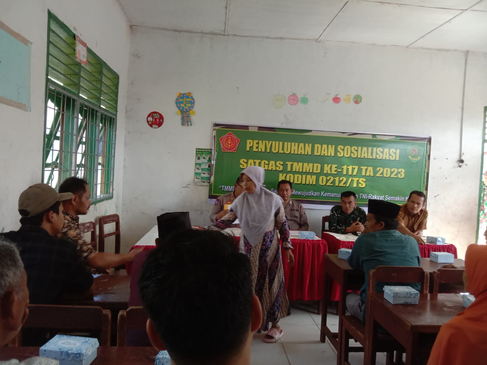 Satgas TMMD ke 117 Kodim 0212/TS Gelar Penyuluhan Hukum,Warga Sangat Antusias dan Mengapresiasi