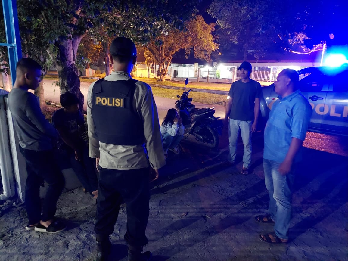Jaga situasi kamtibmas, Polsek Kota Kisaran Laksanakan patroli blue light
