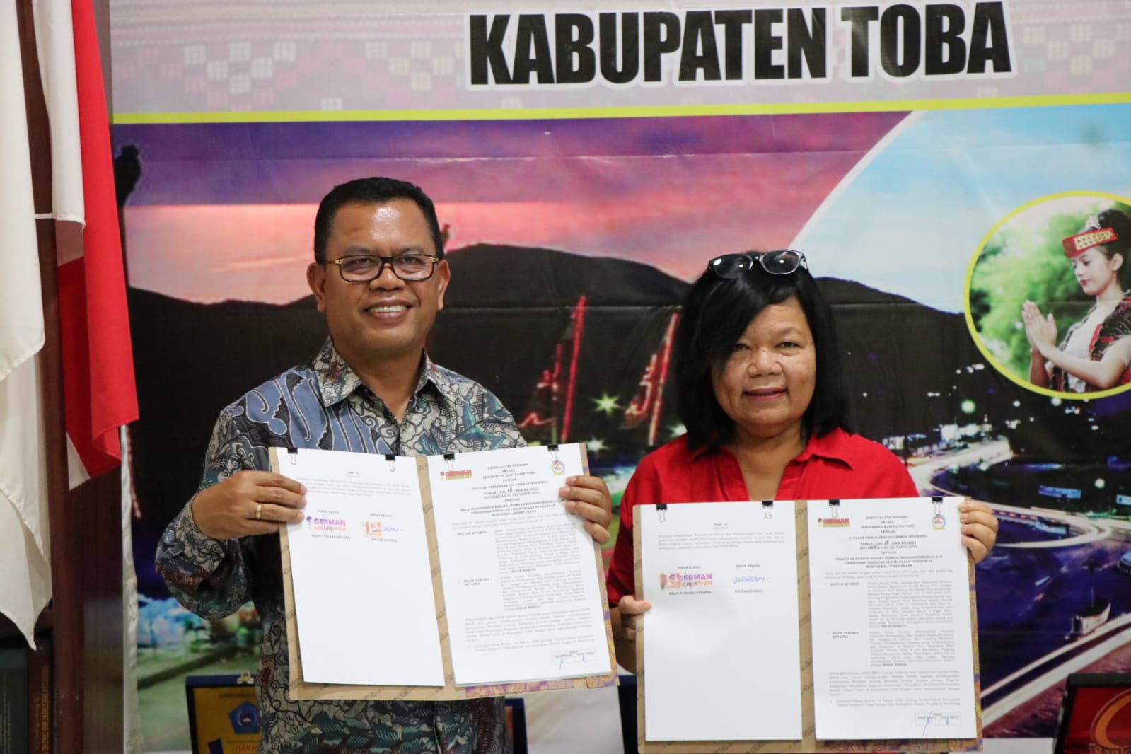 Bupati Toba Harapkan Pelajar/Pekerja Asal Toba Terlindungi di Jerman