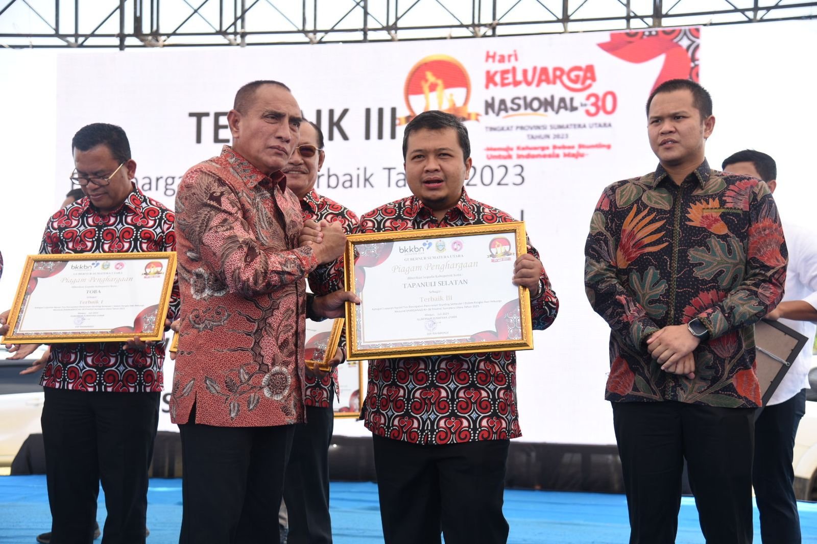 Dolly Pasaribu Harganas Ke-30 Tingkat Provinsi Sumut 2023, Pemkab Tapsel Sabet 4 Penghargaan