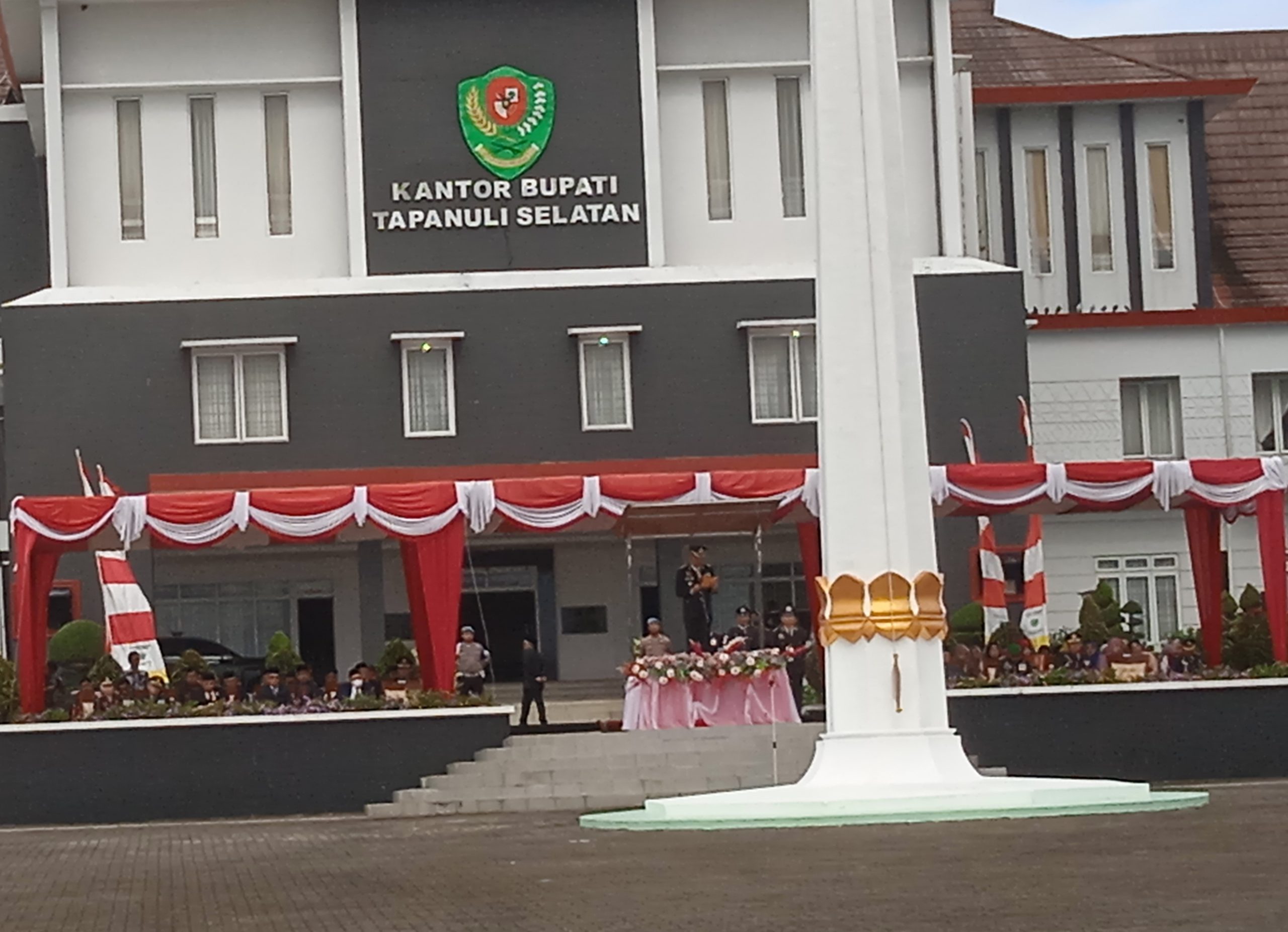Pelaksanaan Hari Bhayangkara ke-77 Polres Tapsel berlangsung khidmat, Kapolres AKBP Imam Zamroni sampaikan Amanat Kapoldasu