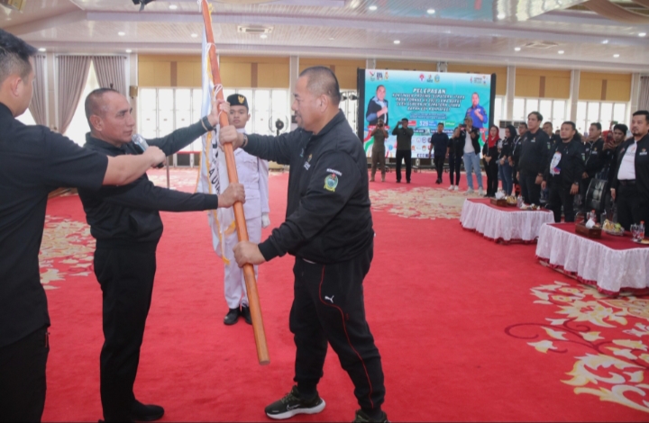 Gubernur Edy Rahmayadi Lepas Keberangkatan Kontingen Sumut Ikuti Fornas di Jabar