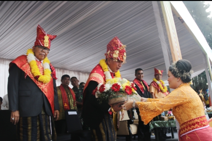 Buka Festival Buah dan Bunga Tanah Karo 2023,  Edy Rahmayadi Sebut 65% Logistik dari Karo dan Pentingnya Bangun Jalan Alternatif