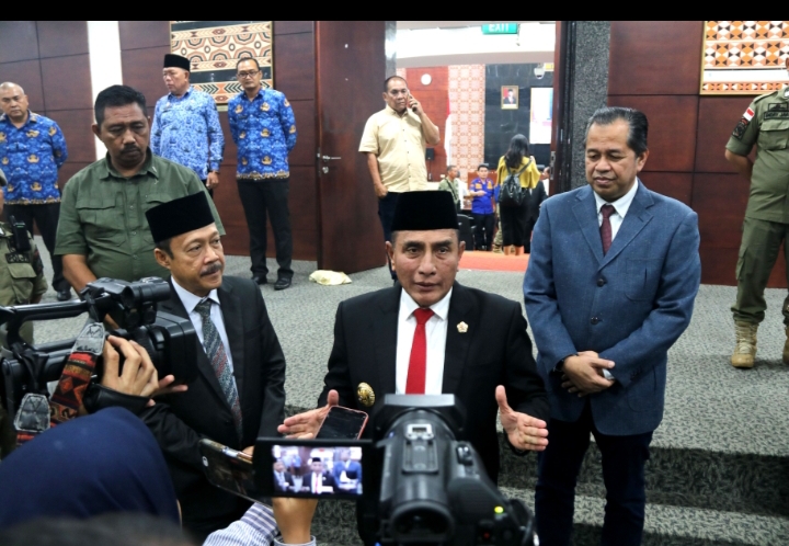 Gubernur Edy Rahmayadi dan DPRD Sumut Tandatangani Keputusan Bersama Ranperda P-APBD 2023