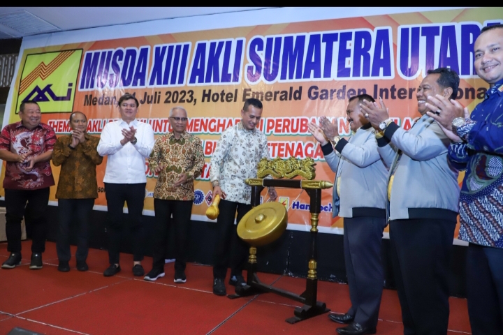 Ijeck Minta AKLI Bermitra Baik dengan PLN, Kontraktor Harus Tetap Ikuti Regulasi
