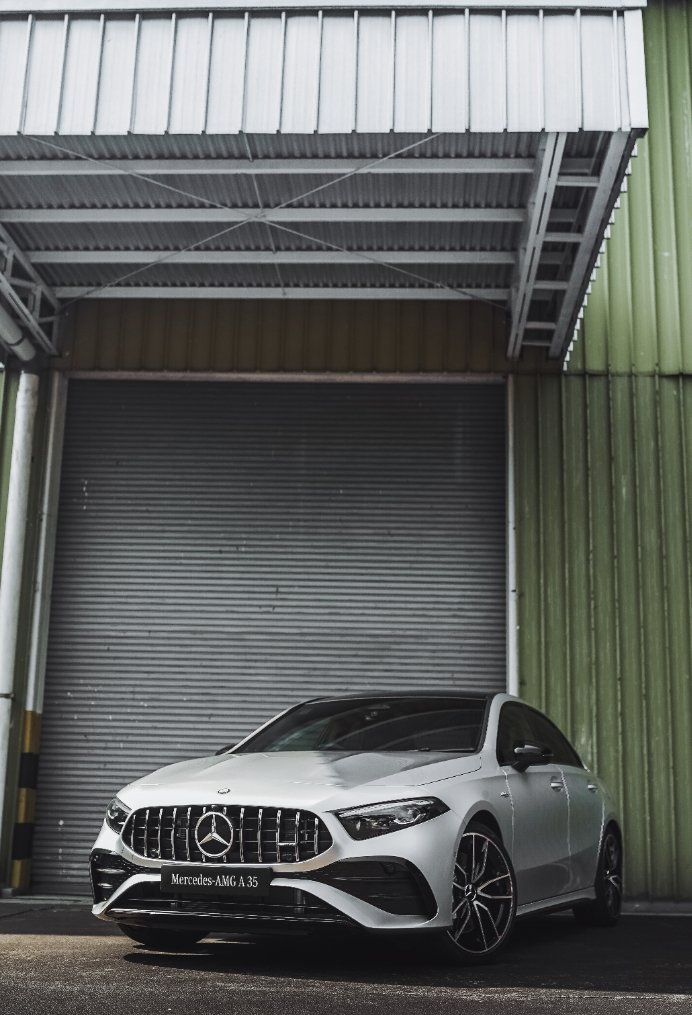Mercedes-Benz Luncurkan 2 Model Terbaru dari LiniÂ Performance LuxuryÂ Mercedes-AMG: The new Mercedes-AMG A 35 dan A 45 S