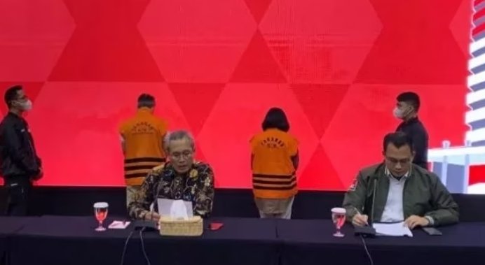 KPK Tetapkan Kepala Basarnas HA dan 4 Orang Tersangka Korupsi Alat Bantuan Bencana