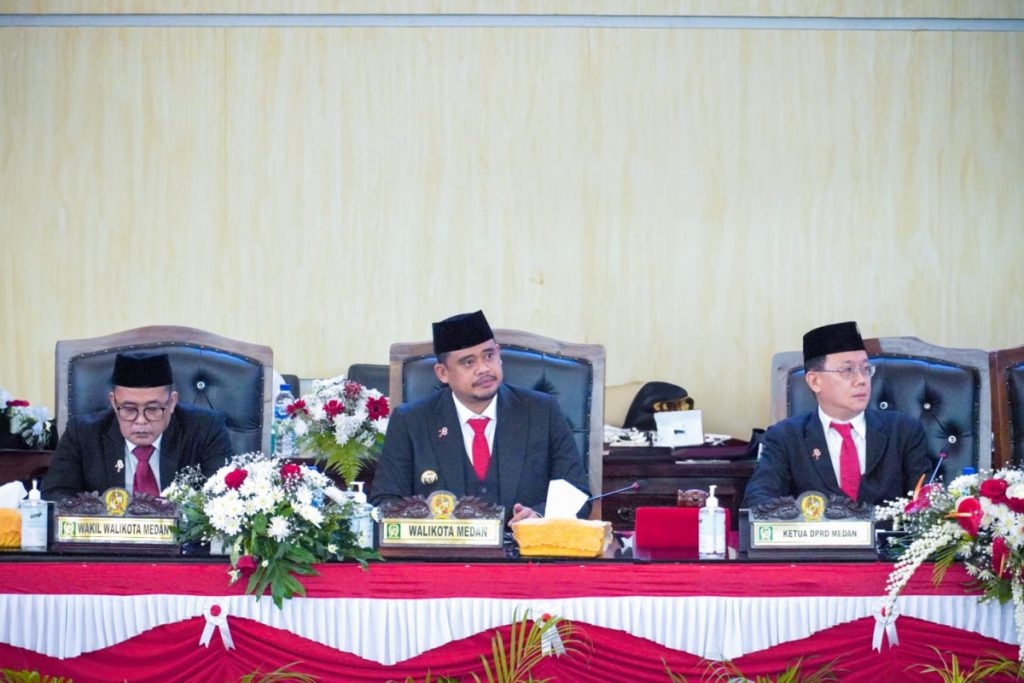 Bobby Nasution Tersenyum, Pengumuman Kenaikan Gaji Langsung Disambut Tepuk Tangan