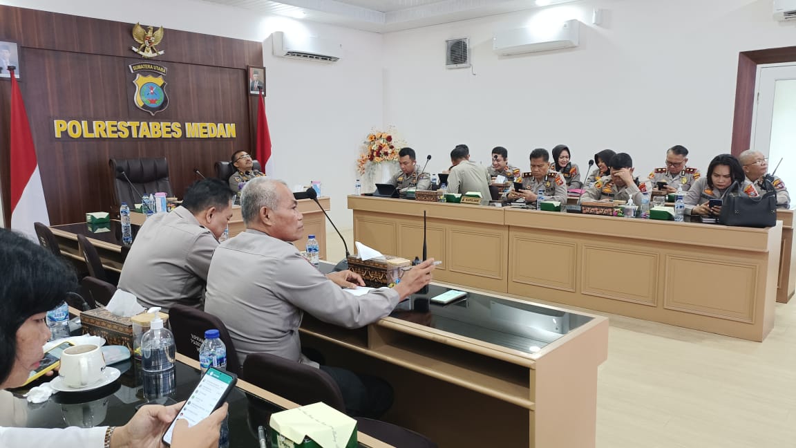 Polrestabes Medan Gelar Pelatihan MC Kepada Perwira dan Anggota