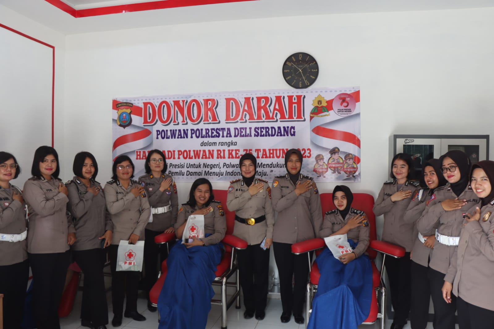 Sambut Hari Jadi Polwan ke 75, Polwan Polresta Deli Serdang Laksanakan Bakti Sosial melalui kegiatan Donor Darah