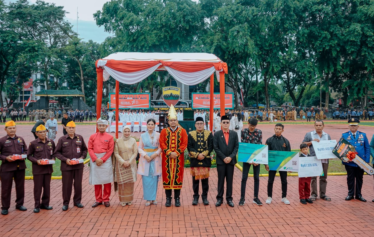 Irup Upacara Pengibaran Bendera, Bobby Nasution: Jaga Terus Semangat Pejuang, Hasilkan Karya Terbaik