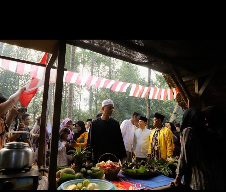 Pasar Kamu Dinilai Berkembang Pesat, *Ijeck: Jadi Magnet Wisatawan dan Jaga Pelestarian Budaya Daerah*