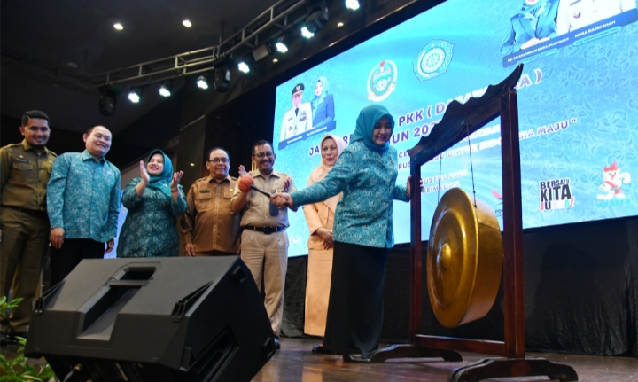 Buka Jambore Dasawisma 2023, *Nawal Lubis Sebut PKK Sumut Jadi Panutan*