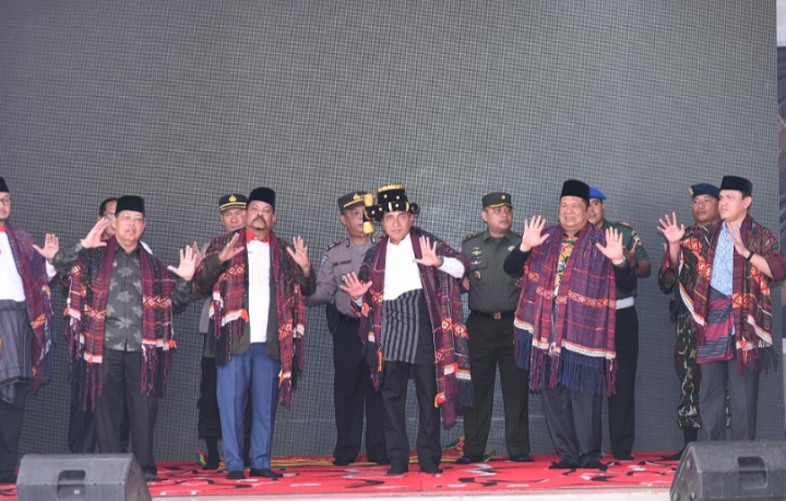 Kukuhkan Pengurus BPC IKAPADA Tabagsel, Edy Rahmayadi Berpesan untuk Terjun Bantu Tingkatkan Perekonomian Masyarakat