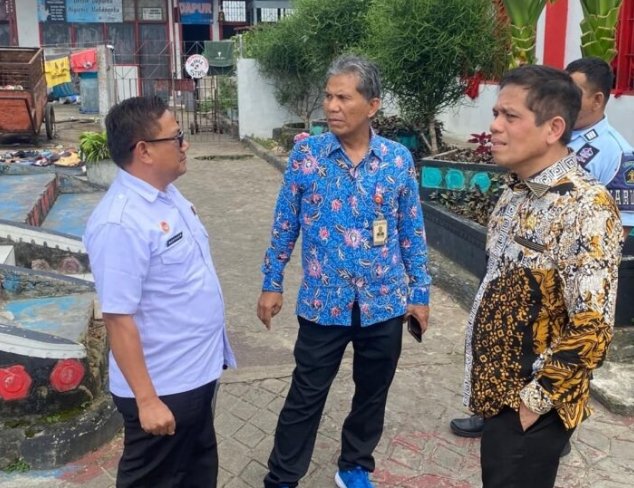 Ombudsman RI Jemsly Hutabarat Didampingi Abyadi Siregar Menilai Security LP Kelas IIB Panyabungan Lemah