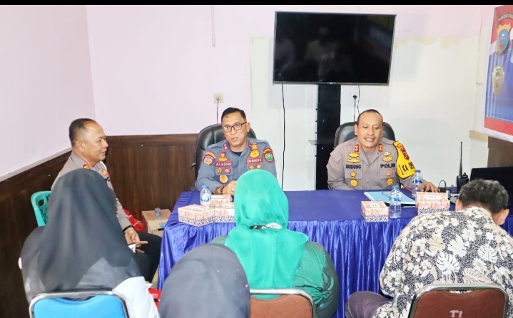 AKBP Dudung Setyawan Hadiri Sosialisasi Satlantas Polres Padangsidimpuan dalam Tertib Lalulintas ke Guru SMA