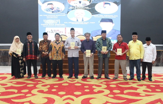 Lewat Bedah Buku, M Nuh Ungkap Selarasnya Semangat Keislaman dan Nusantara