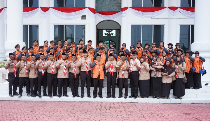Asisten Pemerintahan dan Kesejahteraan Rakyat Lepas Peserta Raimuna Nasional ke XII
