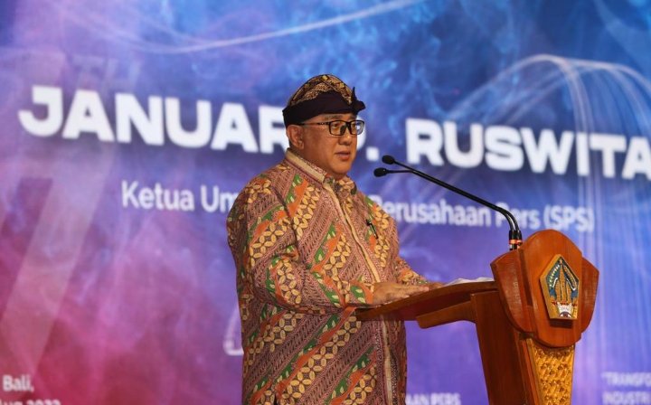 HUT SPS 77 Tahun Sukses, Ketua Umum SPS Januar P. Ruswita Serukan  Pemerintah Selamatkan Industri PersÂ