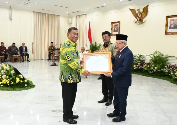 Deli Serdang Dapat Penghargaan Adhikarya Pratama Pembangunan Pertanian dari Wapres