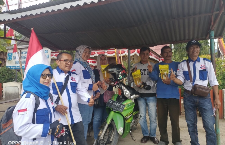 MOI Kota Solok Laksanakan Bakti Sosial