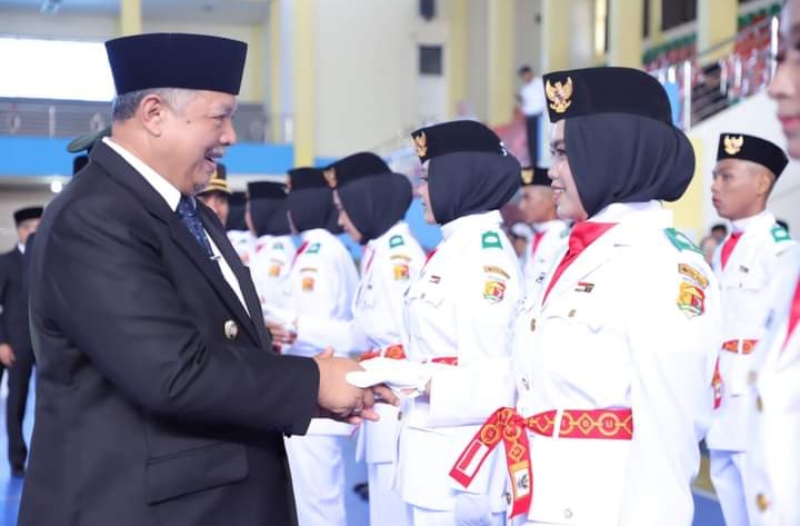 Wako Solok Kukuhkan Paskibraka Kota Solok Tahun 2023