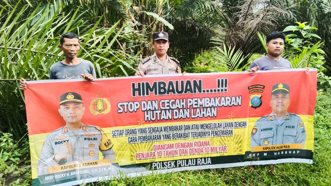 Cegah Karhutla, Bhabinkamtibmas Polsek Pulau Raja Laksanakan Sosialisasi