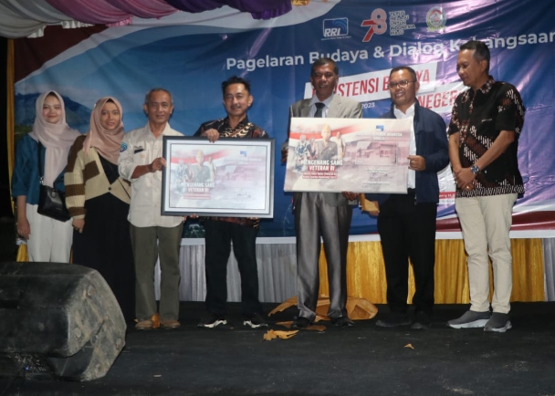 Gelar Wicara Bersama RRI, Bupati Toba Berpesan Budaya Harus Menjadi Identitas