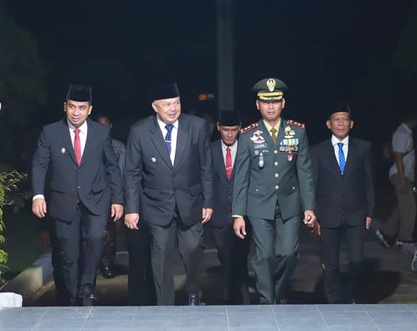 Wako dan Wawako Solok Ikuti Upacara Renungan Suci di TMP Mutiara Bangsa