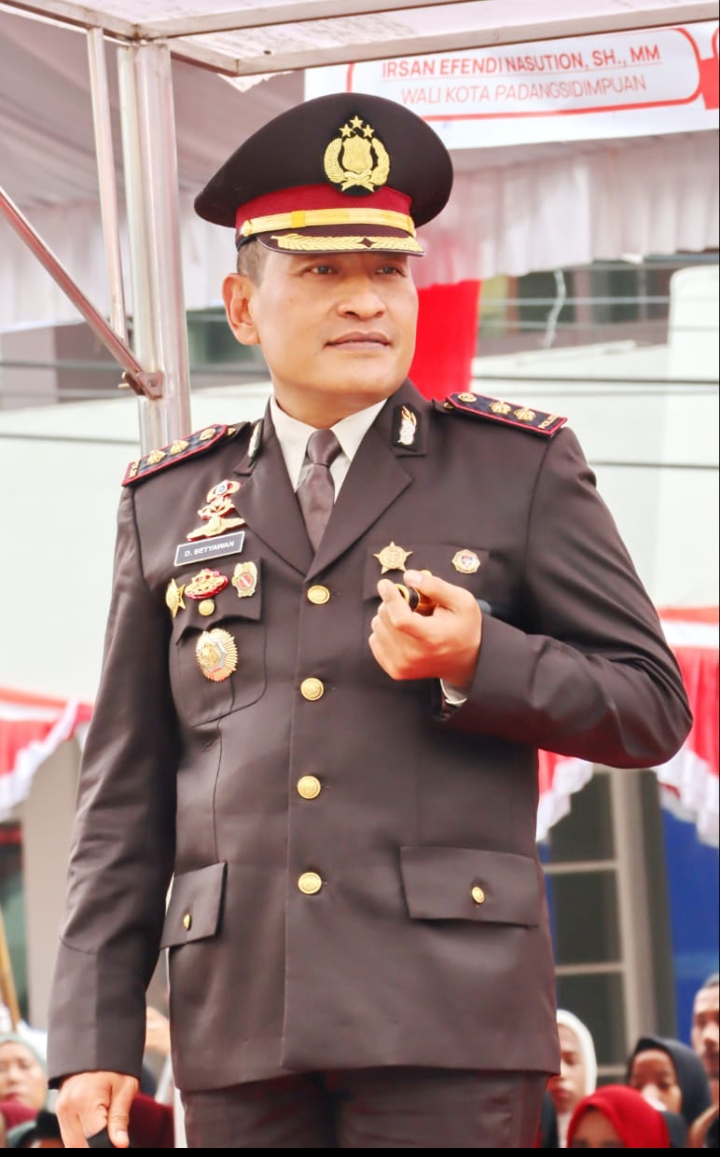 Semarak HUT Kemerdekaan RI Ke-78, Ribuan Warga Kota PSP Saksikan Pawai, Ini Amatan Kapolres AKBP Dudung Setyawan