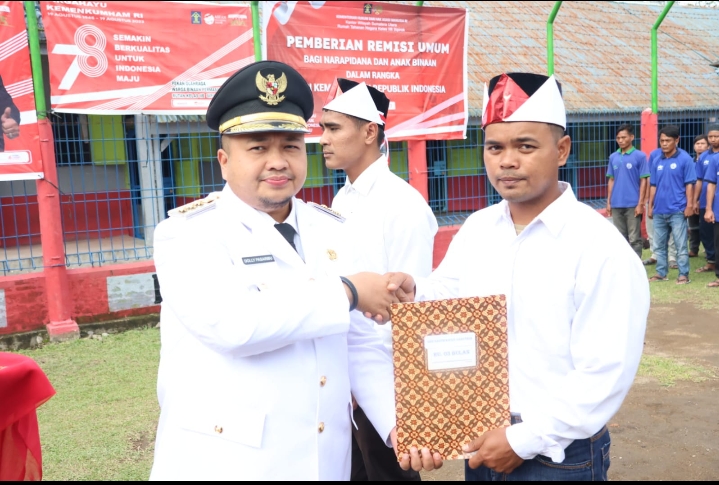 106 Warga Binaan Lapas Kelas II B Sipirok Dapat Remisi Masa Tahanan, Ini Pesan Bupati Tapsel Dolly Pasaribu