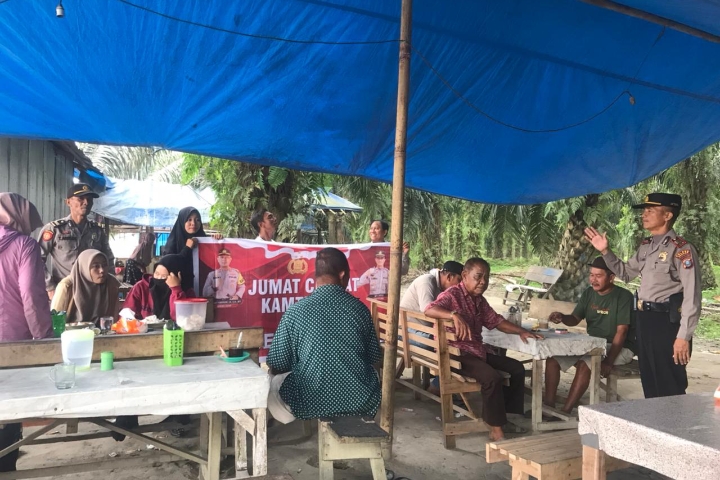 Gelar Jumat Curhat, Ini Pesan Kapolsek Air Joman