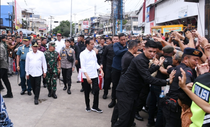 Dampingi Presiden RI ke Pasar Sukaramai, Edy Rahmayadi Berharap Harga Bahan Pangan Terus Terkendali