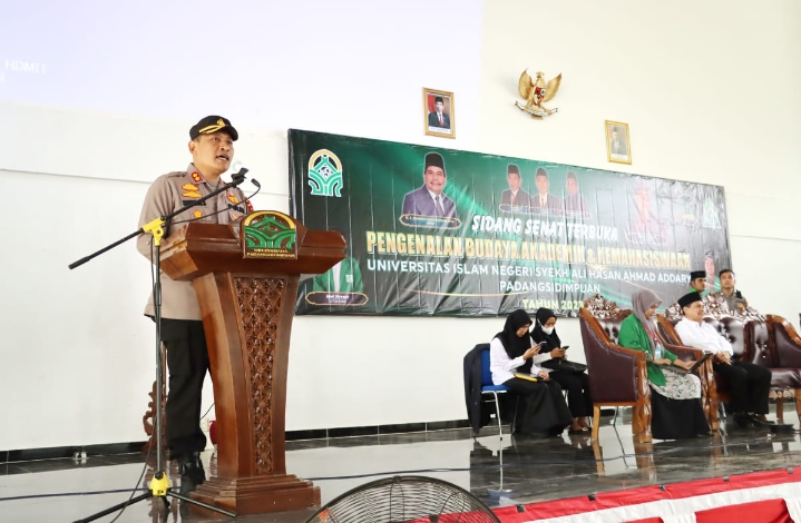 AKBP Dudung Setyawan Menjadi Narsum PBAK di UIN