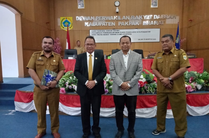 DPRD Pakpak Bharat Menggelar Sidang Paripurna Pandangan Umum Fraksi-Fraksi