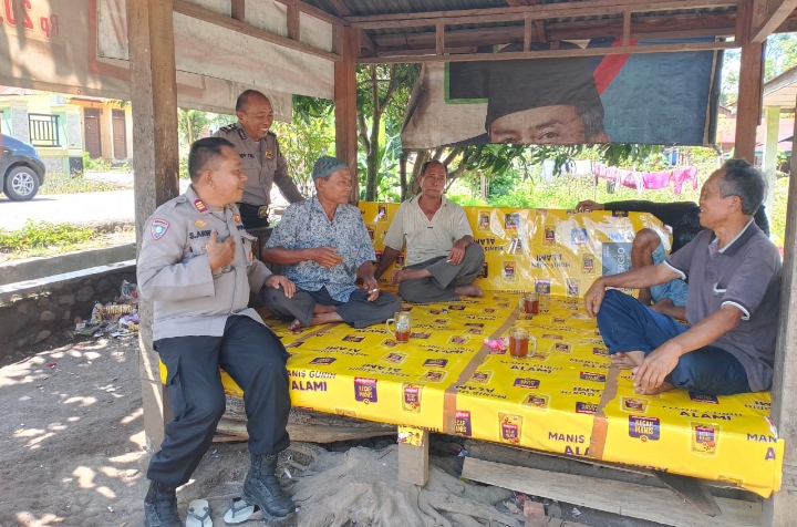 Pastikan Kamtibmas, Sat Binmas Polres PadangsidimpuanÂ  DDS di Desa Siloting Jelang Pilkades