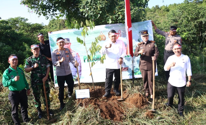Bupati Dolly Pasaribu Imbau Ke Masyarakat Tapsel Agar Jaga Lingkungan dan Lestarikan Alam