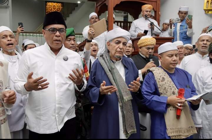 Ribuan Orang Hadiri Tabligh Akbar Habib Athos di Madina, Ini Harapan Bupati Sukhairi Nasution