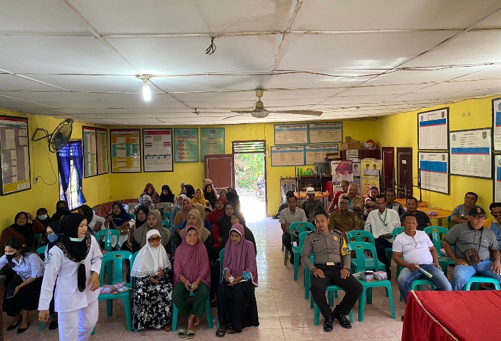 Bhabinkamtibmas Polsek Bandar Pulau Sosialisasi Tentang Hidup Sehat Tanpa Diabetes Kardiovaskulerdan Tumberkulosis