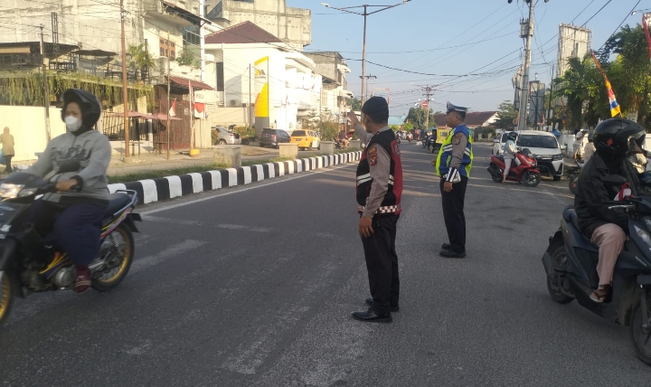 Jaga Keselamatan Masyarakat, Personel Samapta Polres Asahan Strong Point Pagi