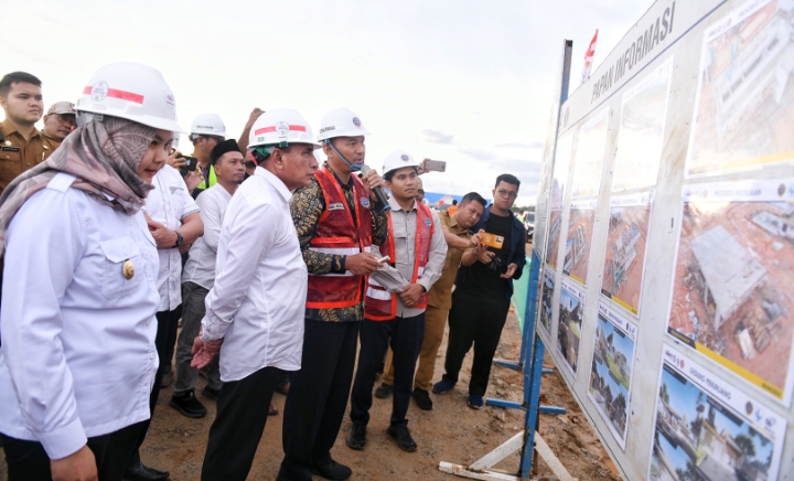 Gubsu Tinjau Pembangunan Bandara Malintabg, Progresnya 50 Persen