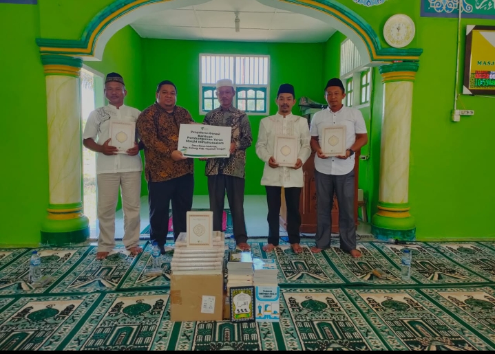 DD Waspada Serah Terima Wakaf Sumur di Desa Rawa Makmur Tapteng